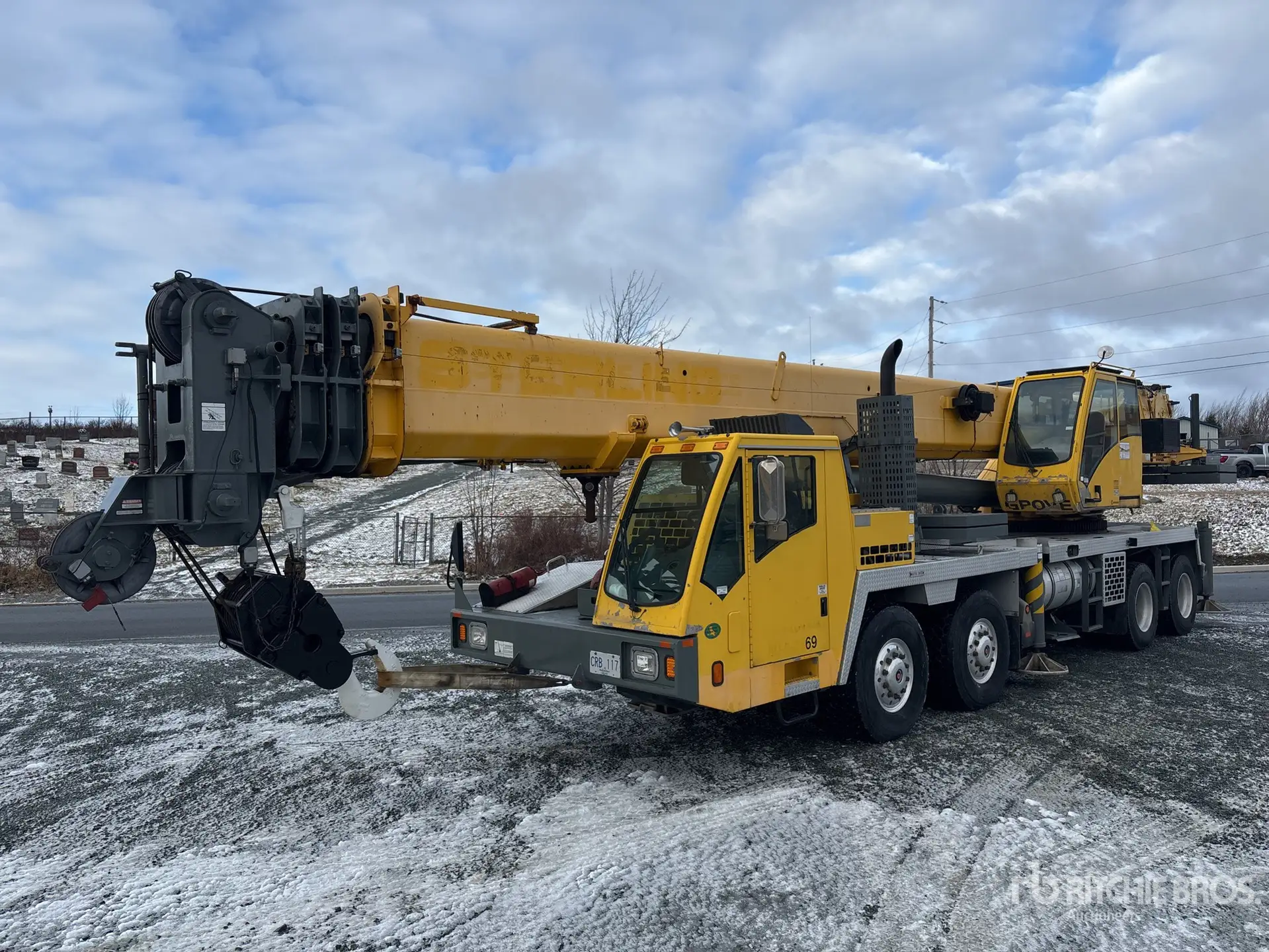 Truck Mobile Crane - 80 Ton