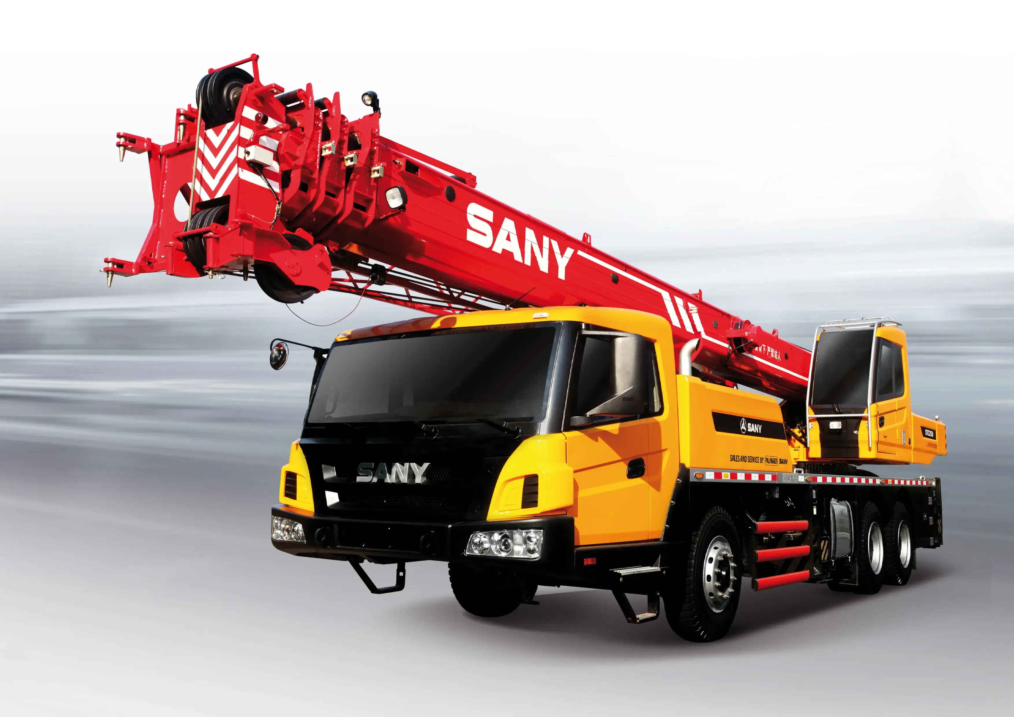 Truck Mobile Crane - 25 Ton
